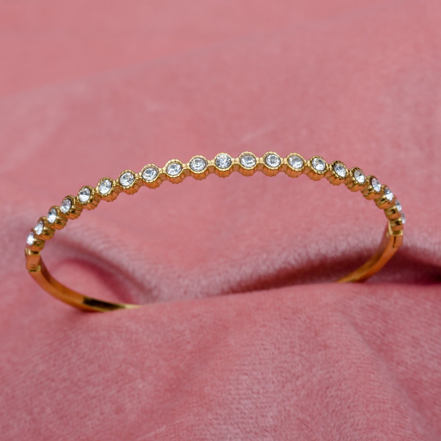 Iris Bezel Bangle