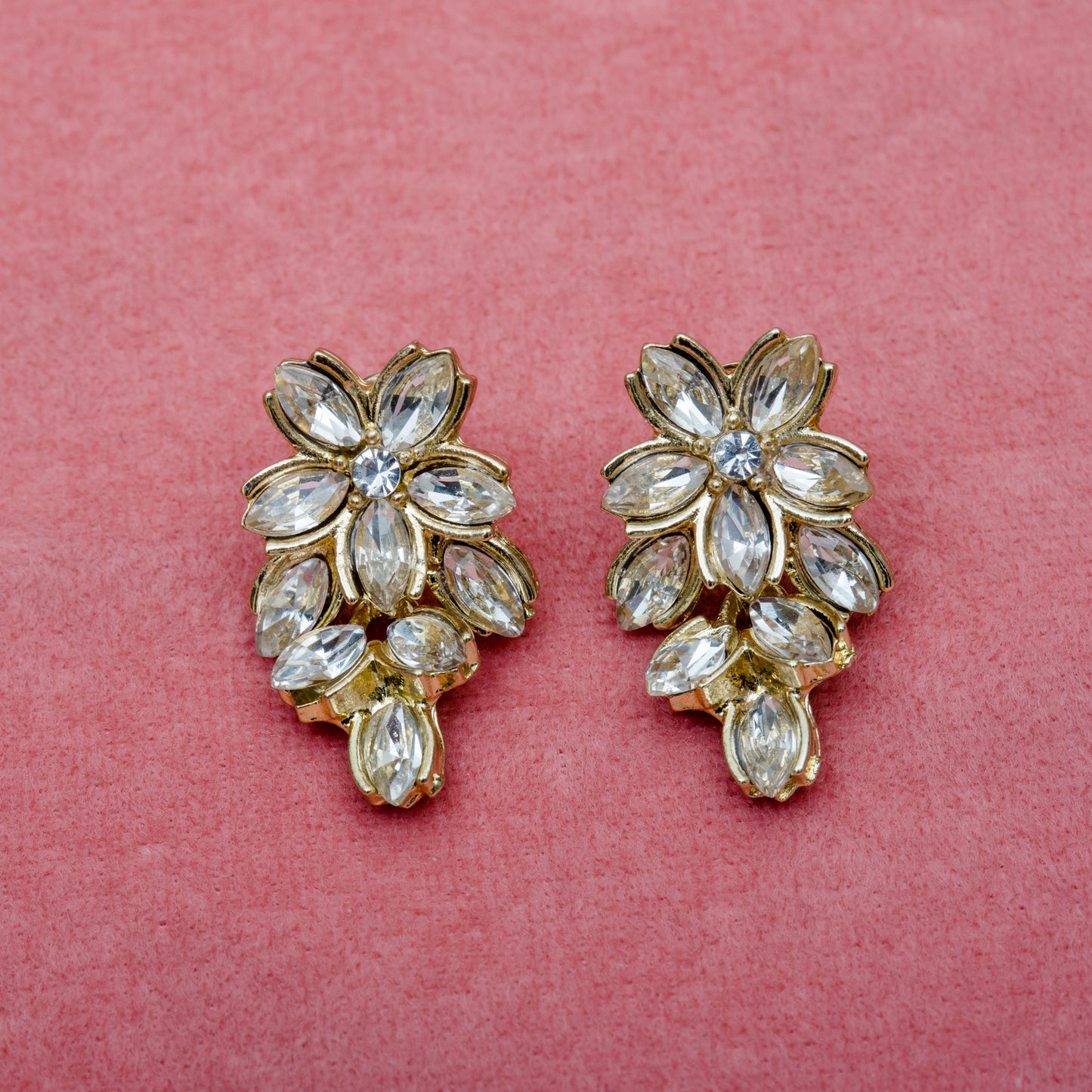 Gilded Petal Drops