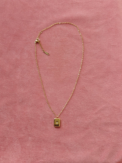 Minimalist Star Tablet