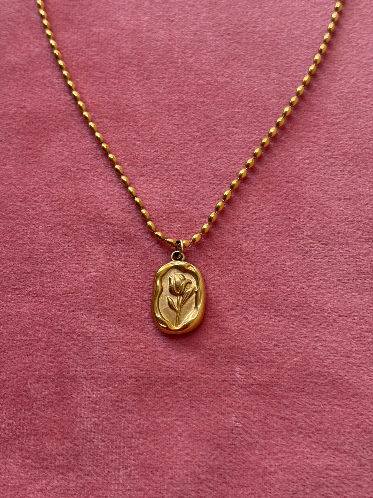 Gilded Tulip Cameo