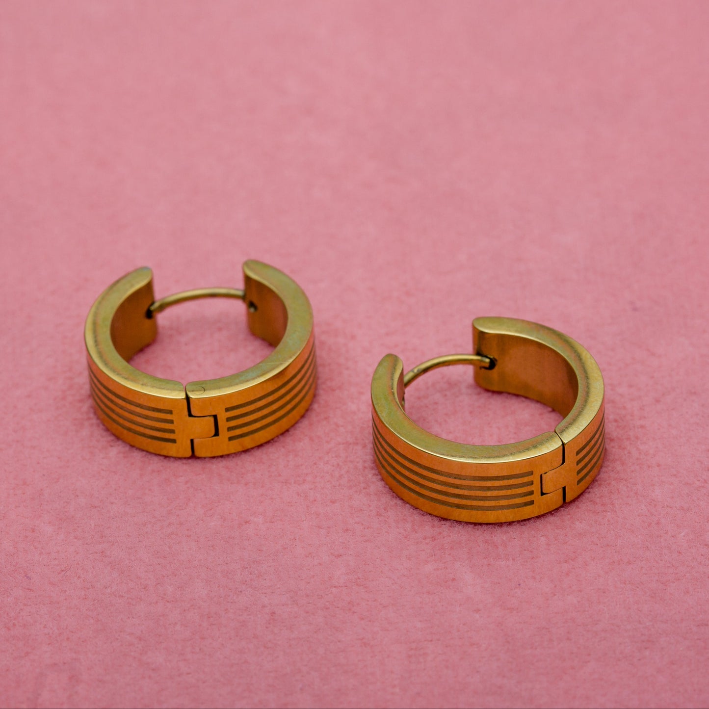 Linear Ridge Hoops