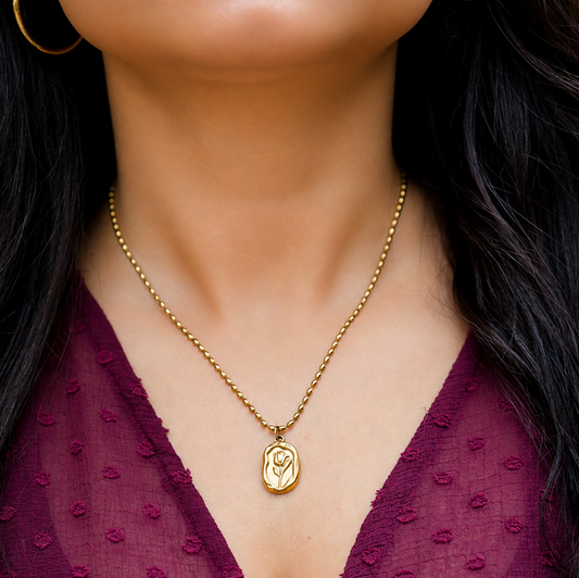 Gilded Tulip Cameo